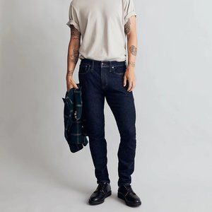 Madewell Mens Athletic Slim Dark Wash Jeans in Rinse Wash Size 29x30